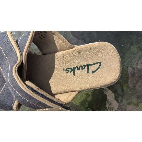 Clarks Adjustable Canvas Blue/Tan Sandals Open Toe Slip On Women’s Size 6 M - Picture 7 of 9